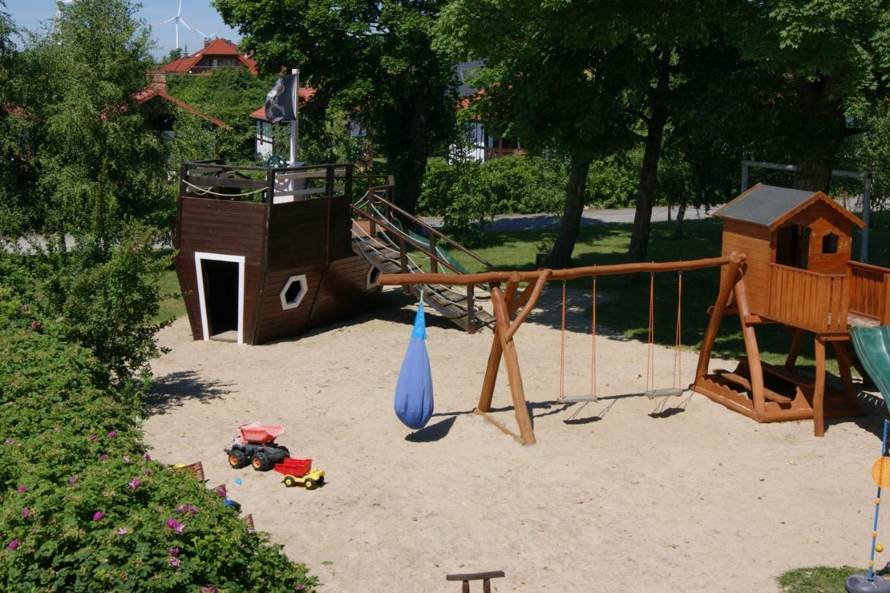 Kwatery Prywatne Dzika Roza Ujście-Darłowskie Exterior foto